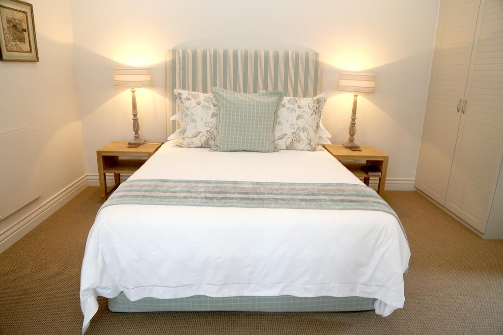 Kingsmead Guest House Harare Quarto foto